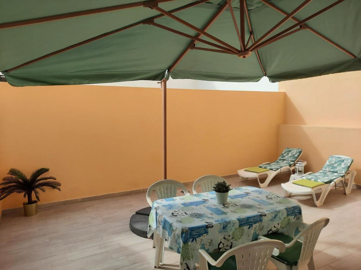 Ziocarlo/Tenerife/Los Cristianos 로스크리스티아노스 외부 사진